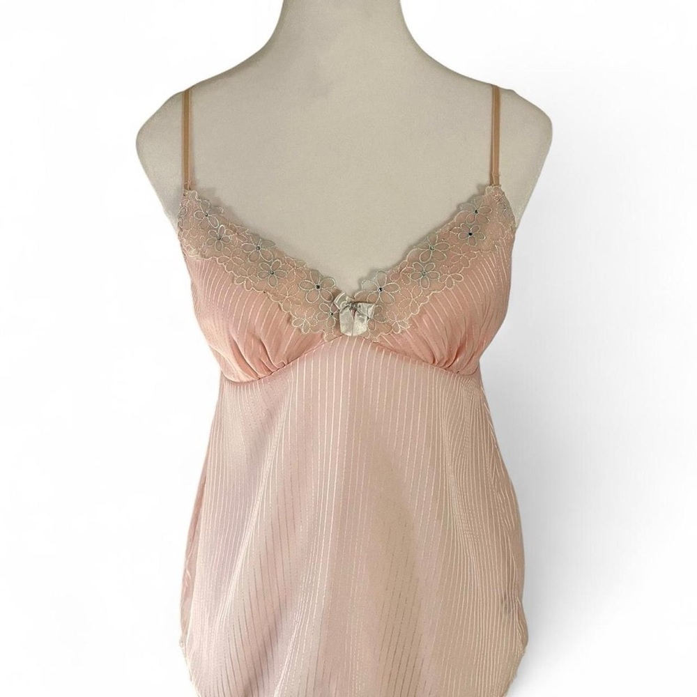 Elegant Pink Lace Trim Camisole